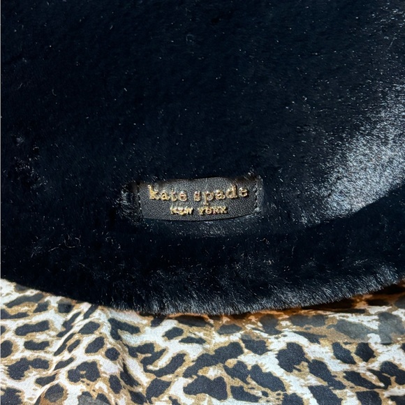 Kate Spade Smile Crescent Elegant Black Faux Fur Shoulder Bag - Picture 2 of 8